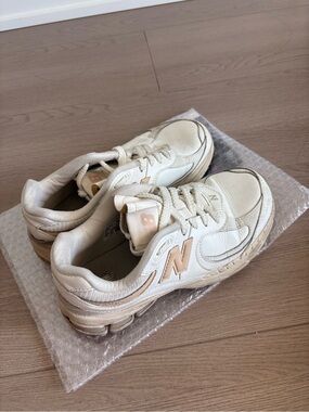 New Balance Kids Cream and White Chunky Sneakers